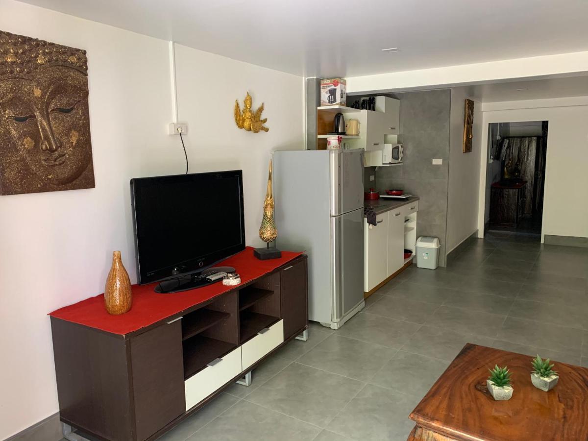 Fong Kaew And Baan Nang Fa Guesthouse Patong Ngoại thất bức ảnh