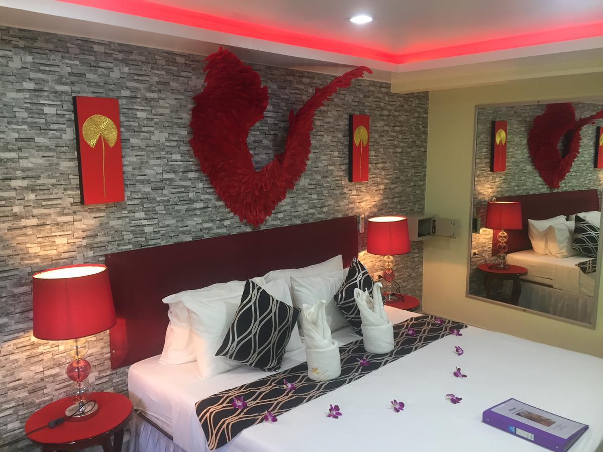 Fong Kaew And Baan Nang Fa Guesthouse Patong Ngoại thất bức ảnh