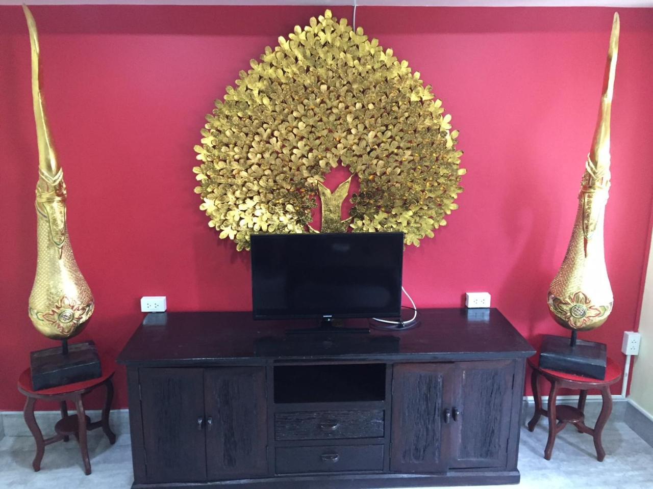 Fong Kaew And Baan Nang Fa Guesthouse Patong Ngoại thất bức ảnh