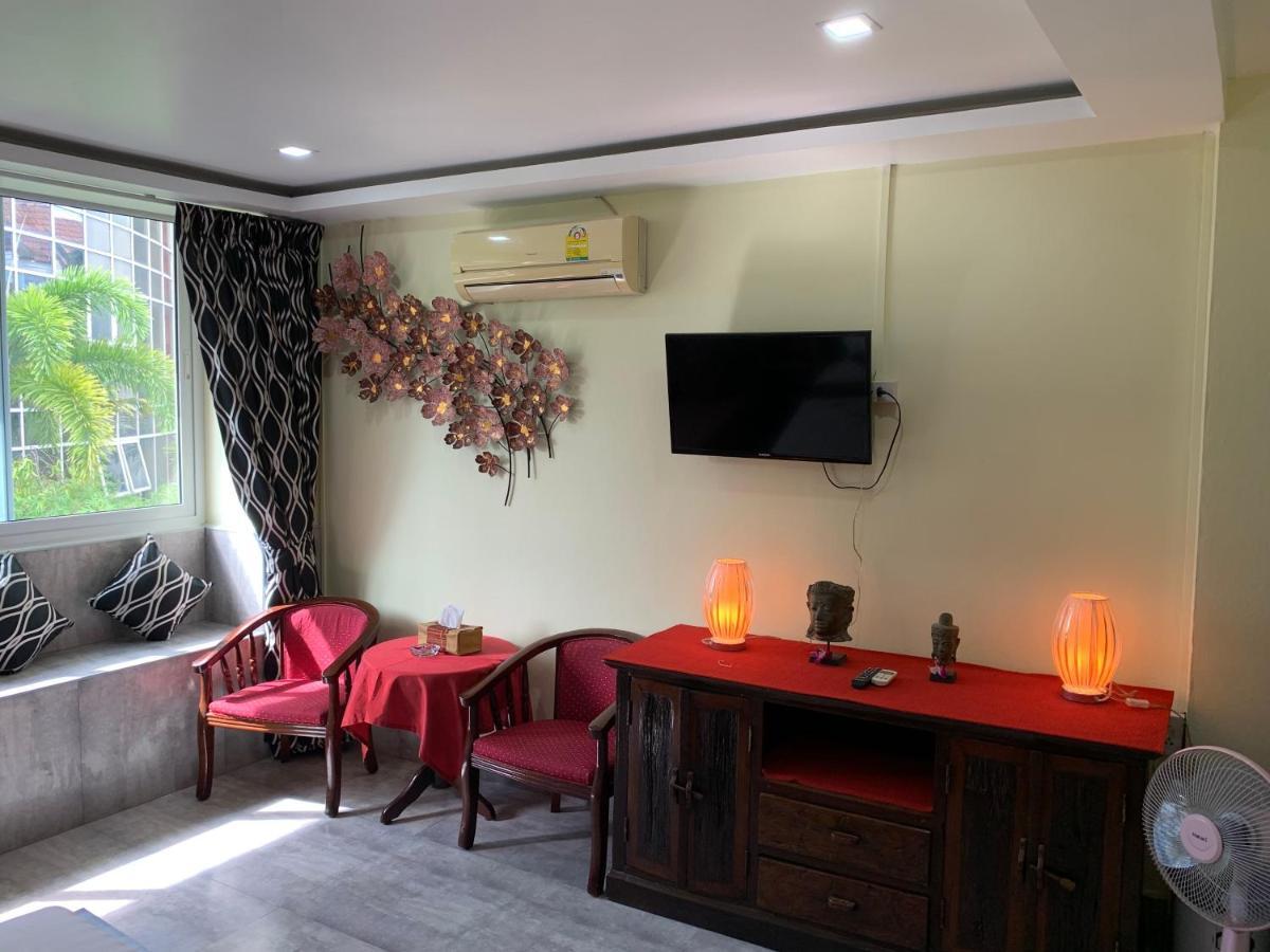 Fong Kaew And Baan Nang Fa Guesthouse Patong Ngoại thất bức ảnh